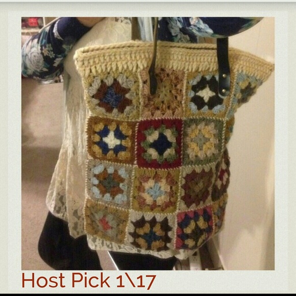 Handbags - :.Quilted pattern handbag.: