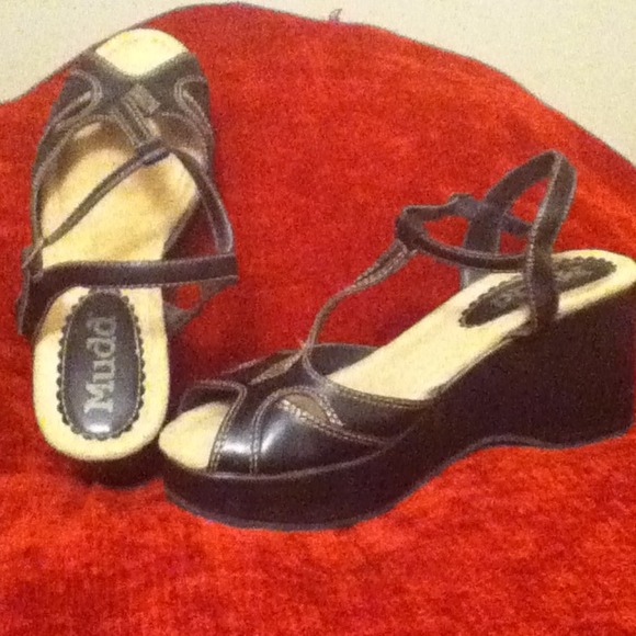 Leather sandal