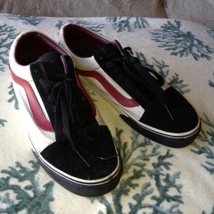 Vans Old Skool Lows. Unique Color Combo.