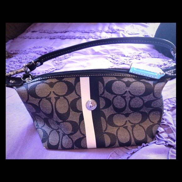 SOLD TRADE FOR JENNIFER 💯% AUTHENTIC Coach bag