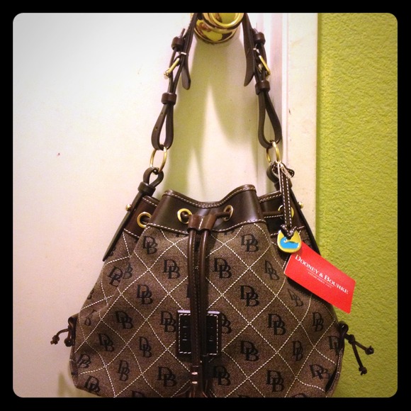 📳SOLD to BFF📳Dooney and Bourke Drawstring Slouch