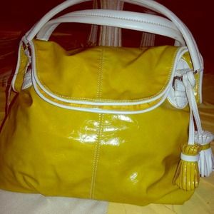 Canary and white Chinese Laundry purse
