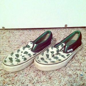 Vans classic slip on shoes