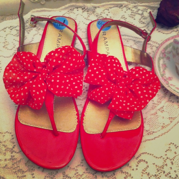 brand new never worn Rampage Minnie Mouse sandals