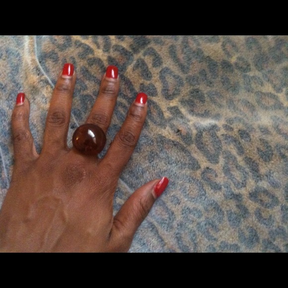 Ring - Picture 2 of 3