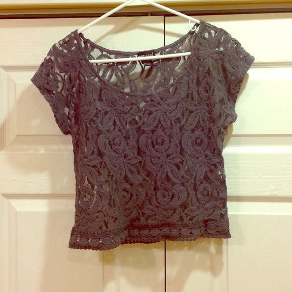 💘SOLD IN BUNDLE💘 Floral lace top