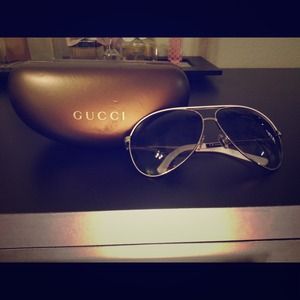 Gucci Aviator Sunglasses