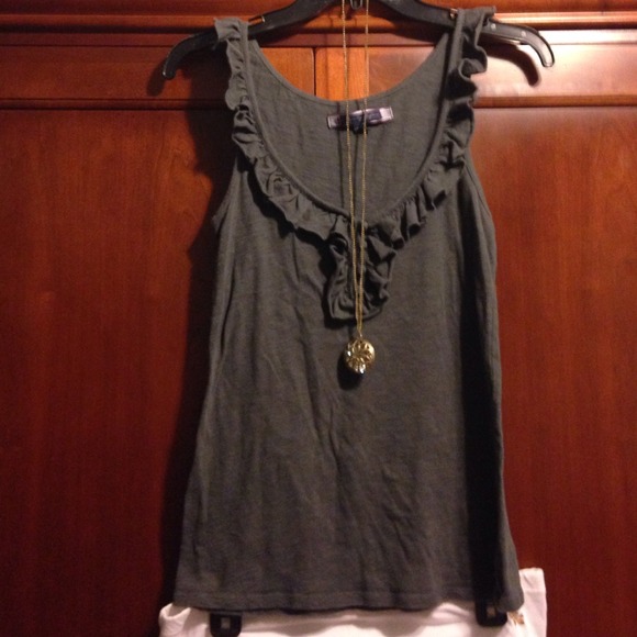 AEO Ruffle Tank☀️ - Picture 3 of 4