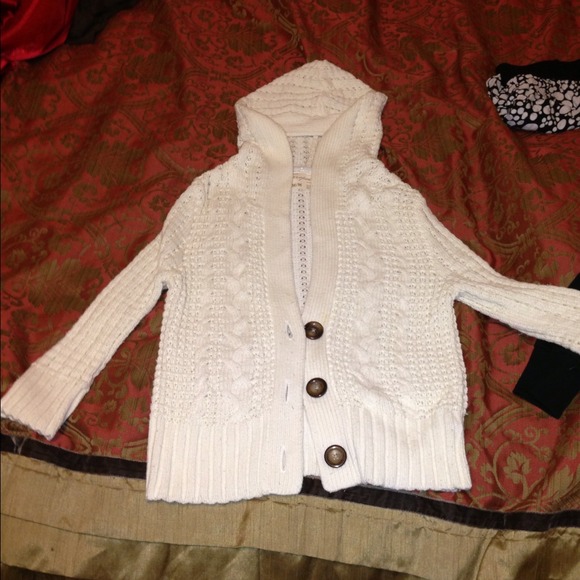 SALE!! Aeropostale knitted sweater