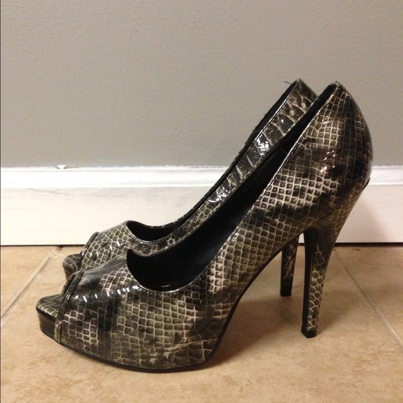 snake skin pumps