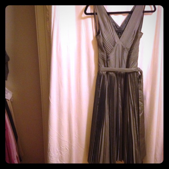 BR gunmetal party dress size 6 🎉✨🎉REDUCED🎉✨🎉