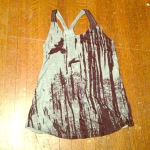 Graphic tee shirt