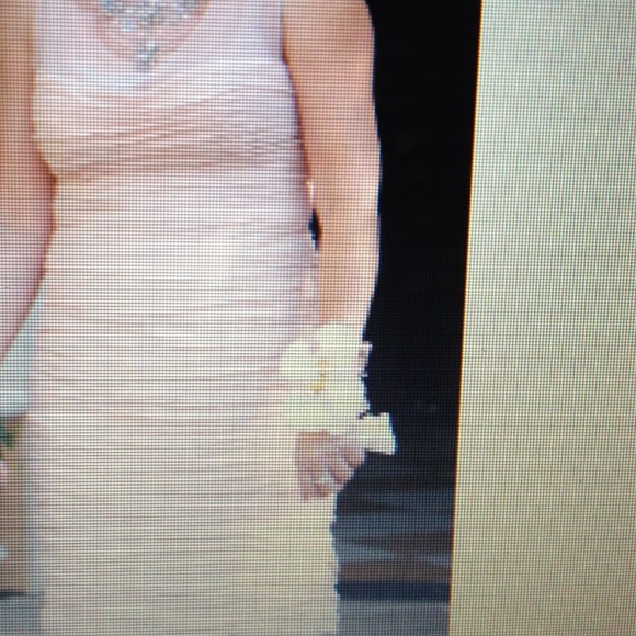 Peach dress - Picture 1 of 3