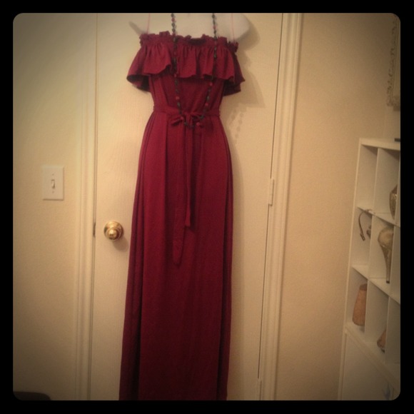 ♦Sold!!! Gorgeous Maxi Dress