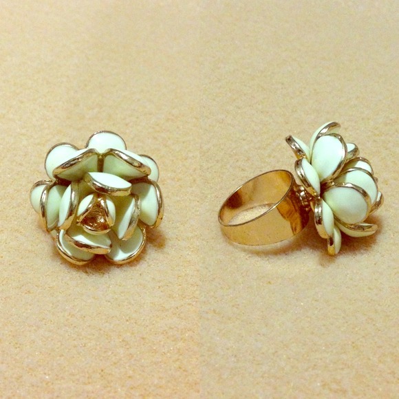 White Floral Ring
