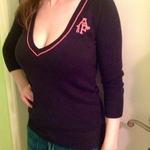 AF v- neck sweater 3/4 sleeve navy