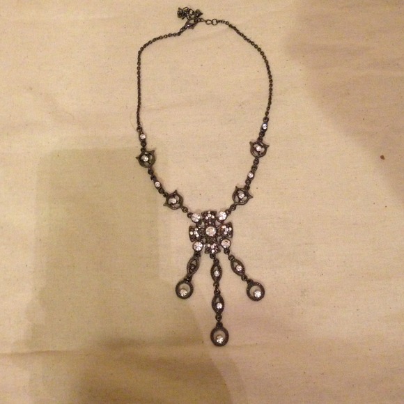 💜 SOLD 💜 Necklace
