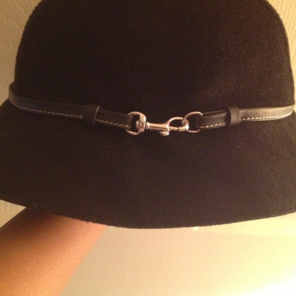 Hat an coat (bundle)