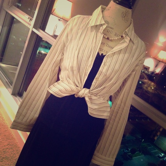 🔱SOLD🔱 White Pinstripe Shirt