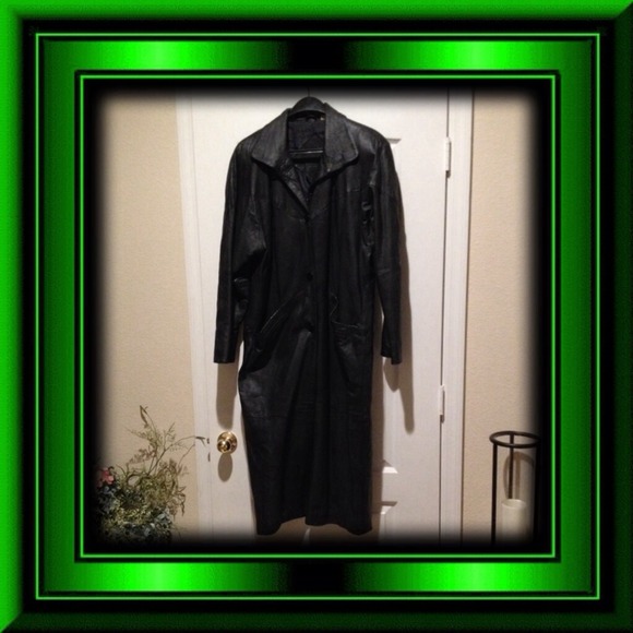 Women's, LONG (3/4 length) Black LEATHER COAT