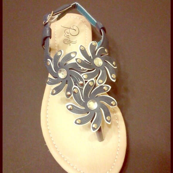 Navy blue flower sandal