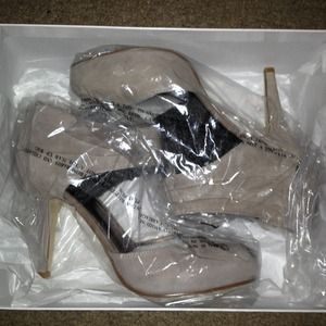 Nine West GARINOO High heel, grey suede pump