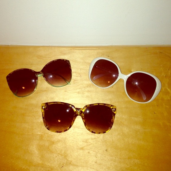 🚫SOLD🚫 Chic Oversized Frame Sunglasses 😎