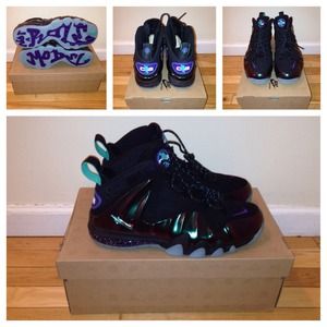 Deadstock eggplant chuckposite Sz 6