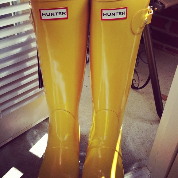 📢📢SOLD🎉🎉🎉New hunter boots - Picture 3 of 4