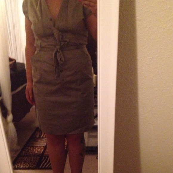 Dress from H&M - Picture 2 of 4