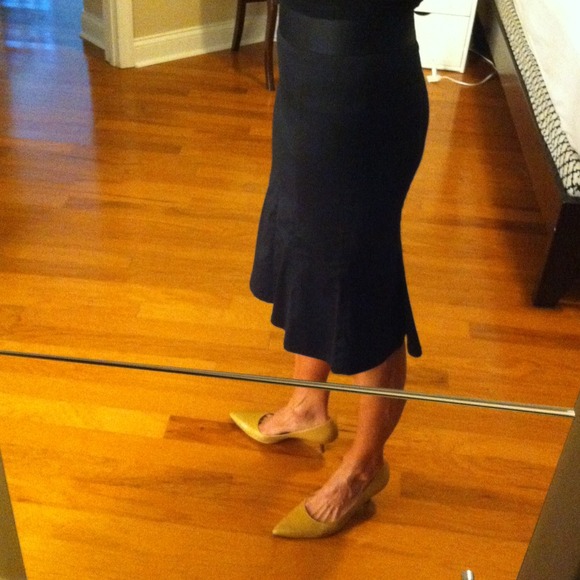 Zara Dresses & Skirts - Zara Trumpet flare skirt