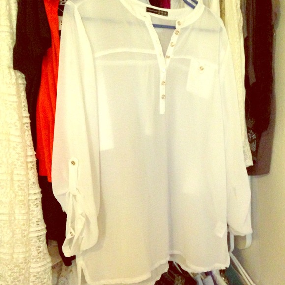 White dress shirt
