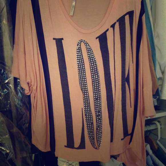Love baggys shirt