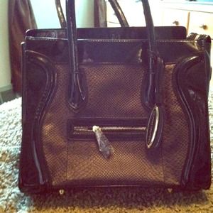 🌼REDUCED🌼Chinese Laundry patent/python print