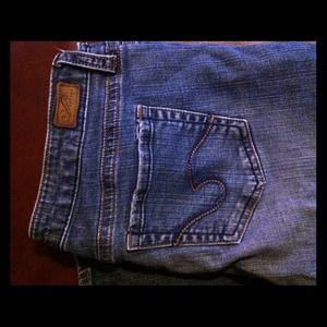 Refuge skinny jeans 😚😚$5 OFF😚😚