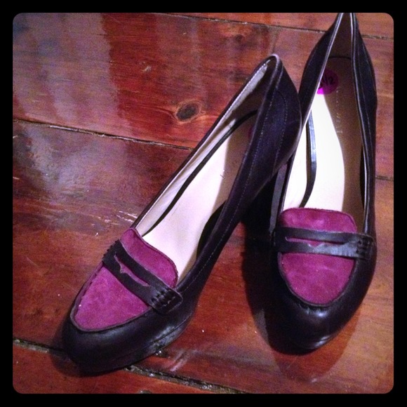 Nine West plum and chocolate heels