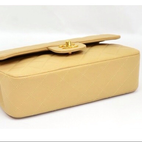 100% authentic vintage beige CHANEL shoulder bag❤ - Picture 2 of 2