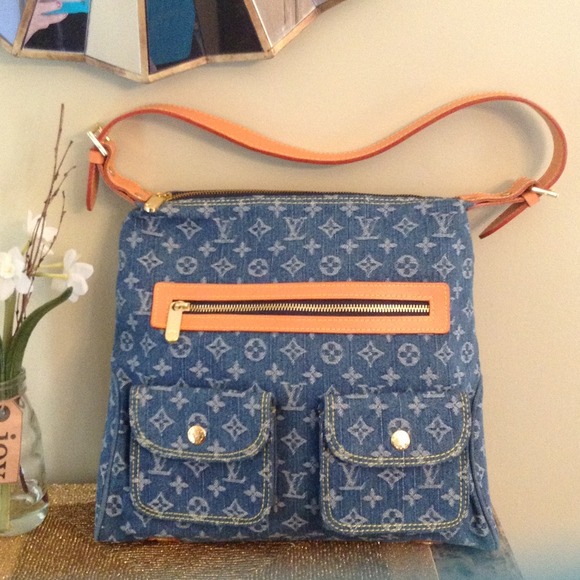 **SOLD**