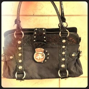 Guess black purse