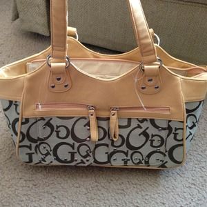 Brand new Guess INSPIRED HANDBAG!