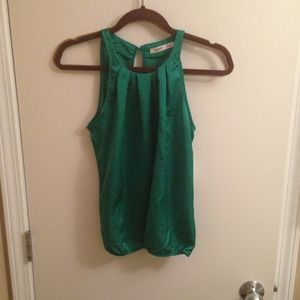 BUNDLE Emerald green sleeveless blouse/tank