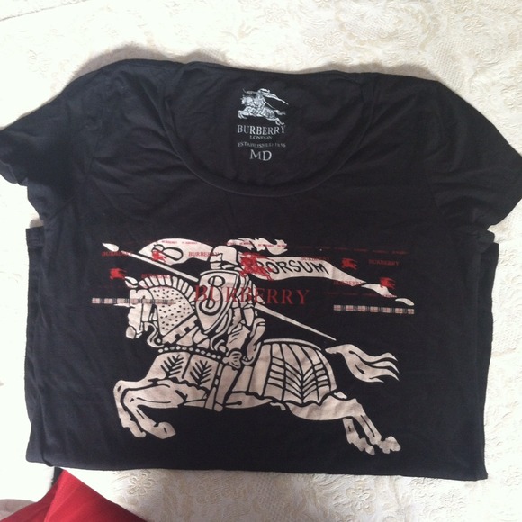 New Women's Burberry Shirt. NWOT