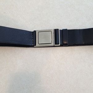 💯% Authentic Prada Leather Belt💥