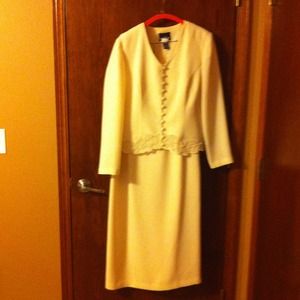 2 piece light yellow skirt and jacket