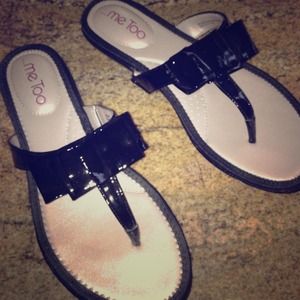 REDUCED.....NWOT... Me Too Sandals