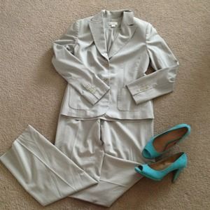 This is a steal! Ann Taylor Loft suit!
