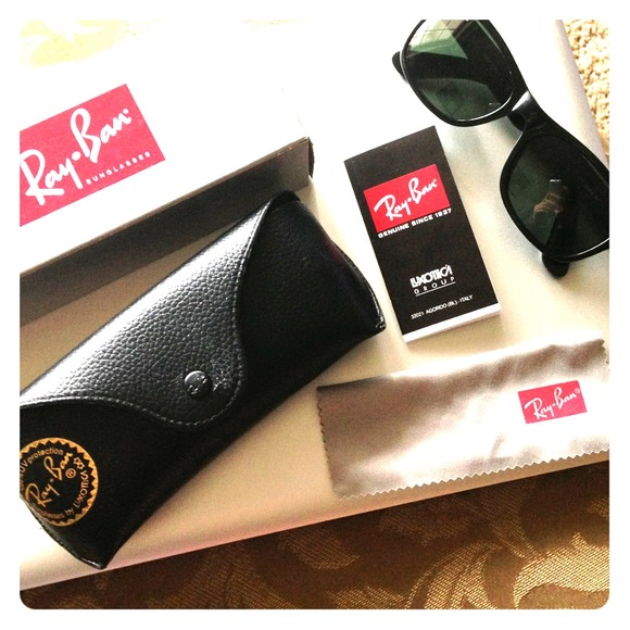 SOLD ⛔ EBay New wayfarer RB2132 $85 PayPal - Picture 1 of 4