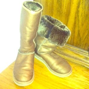 Uggs brown gold SOLD