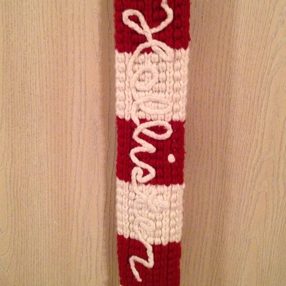 Hollister scarf 83" long