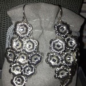 GIFTED!!!!!   Flower design chandelier earrings